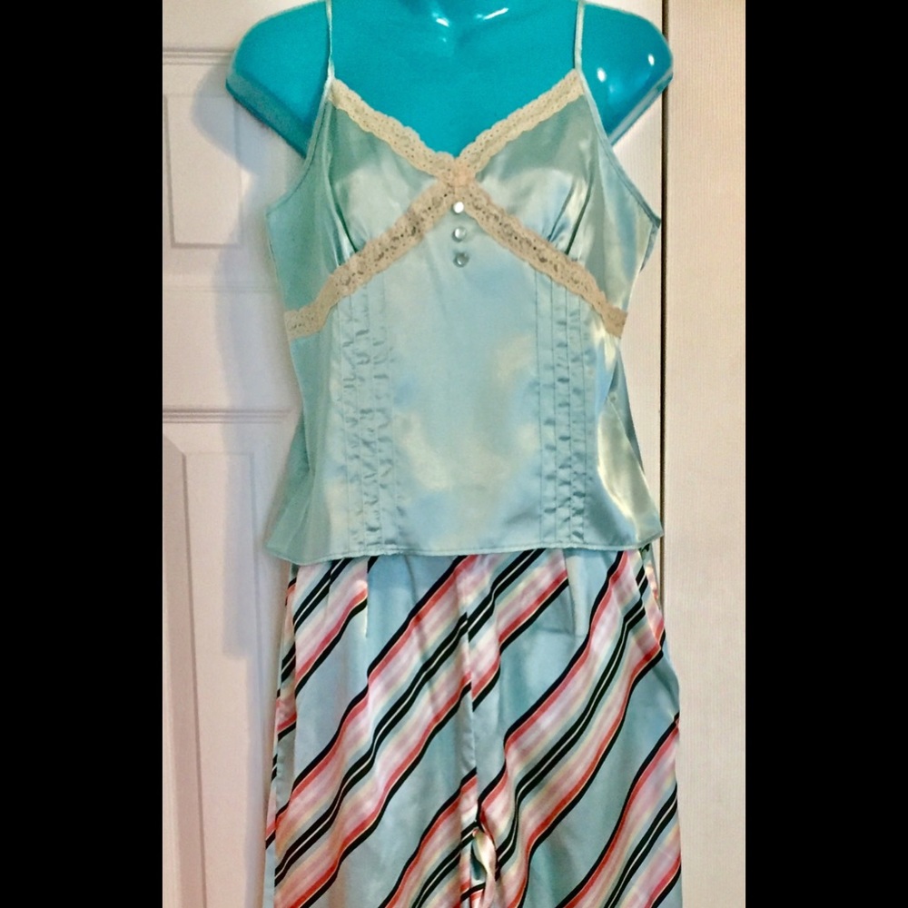 Vintage 2 PC set intimates, baby blue peach ivory